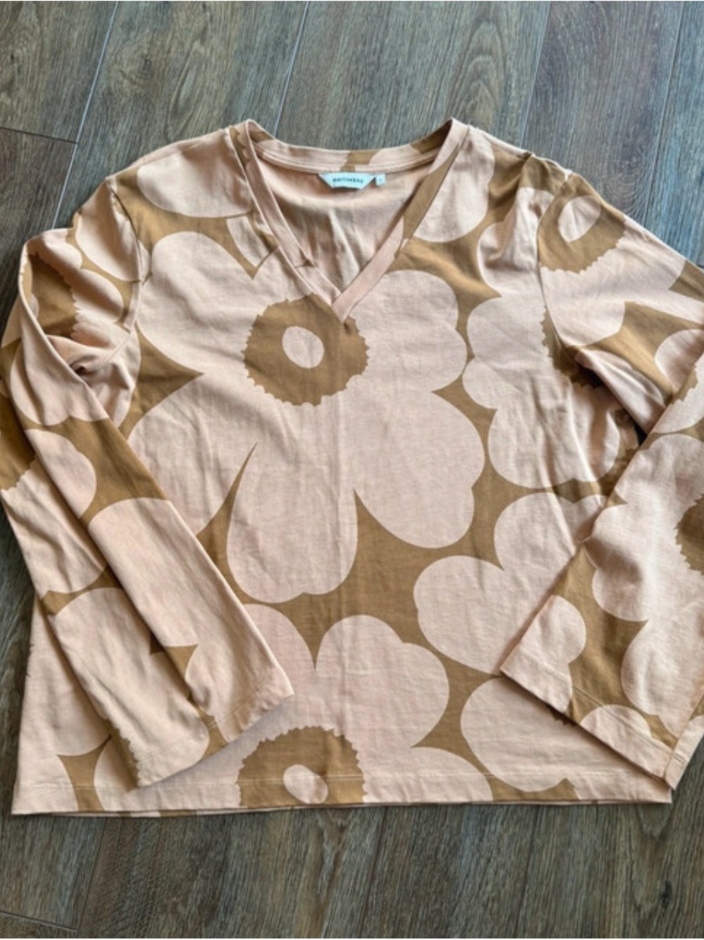 Marimekko Beige Caramel Floral V-Neck Long-Sleeve Top
